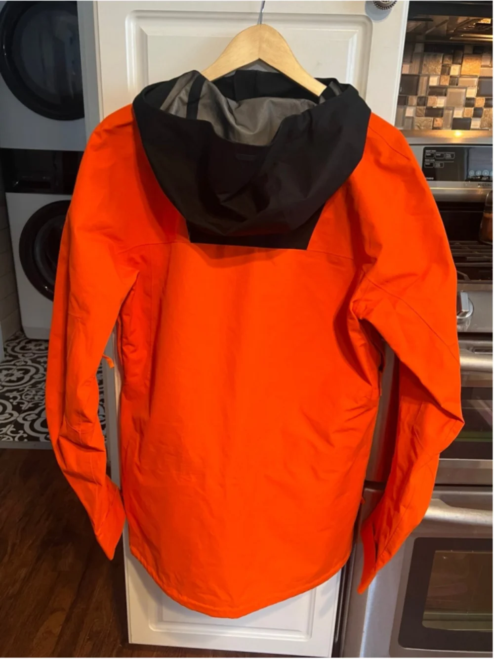 The North Face Ceptor Hooded Jacket Men’s Orange